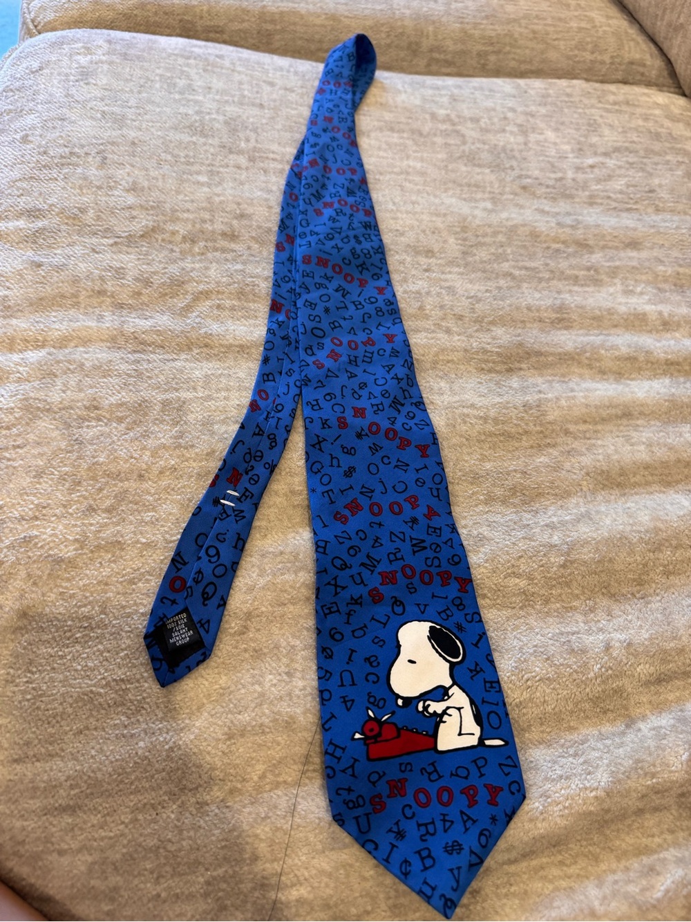 Peanuts Snoopy Blue Novelty Tie with Red Accents 100% Silk